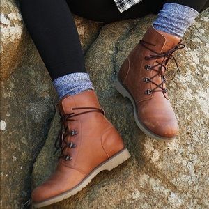 Women’s NorthFace Ballard Lace II Boots